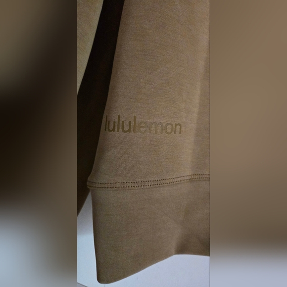 Lululemon Perfectly Oversized Cropped Crew - Picture 5 of 6